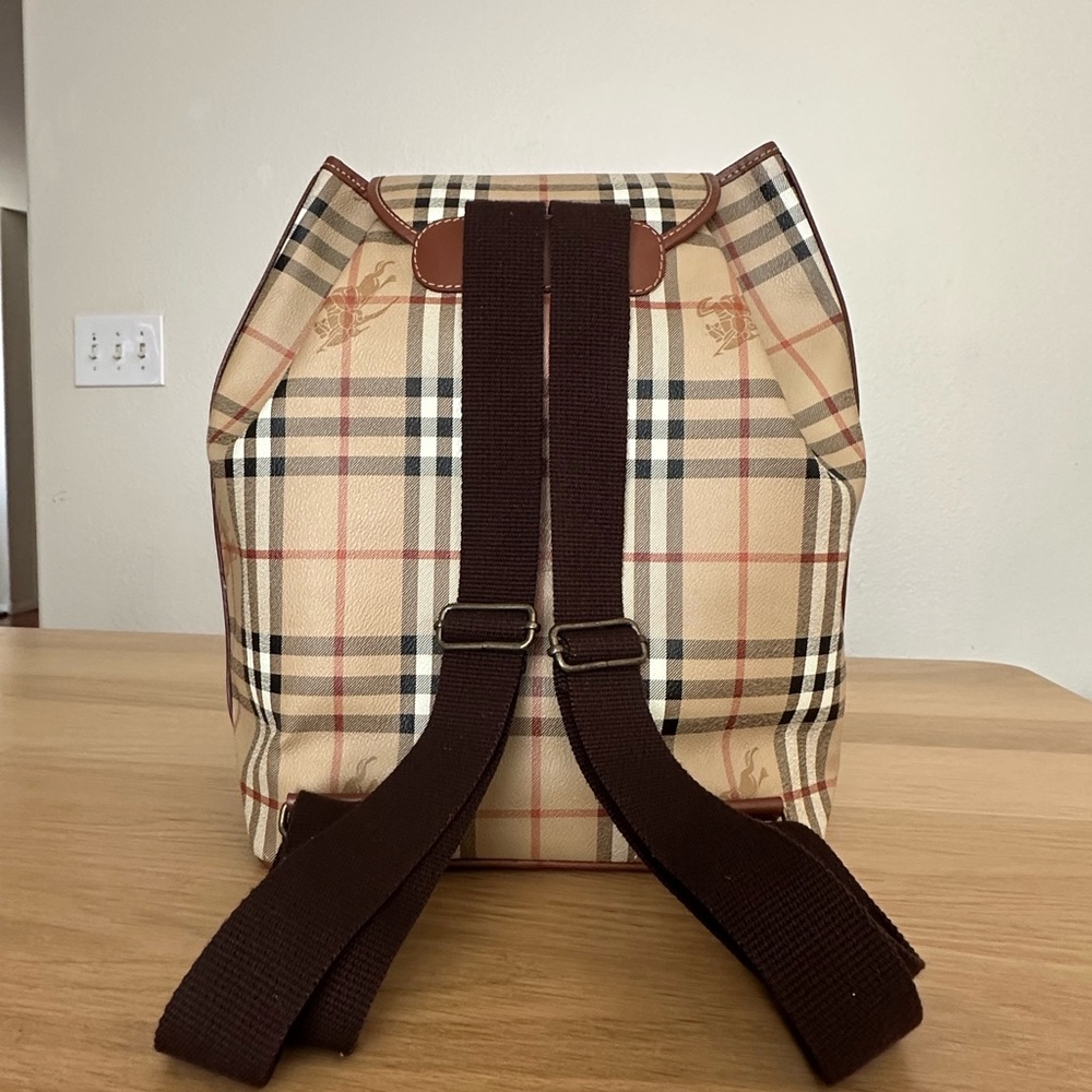 Burberrys Vintage Backpack With COA - Picture 3 of 17